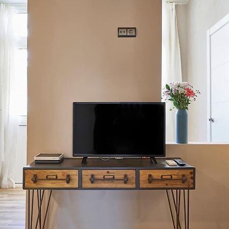 Bebarceloner Sants Apartments - 2 Bedrooms Екстер'єр фото