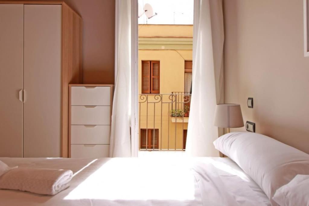 Bebarceloner Sants Apartments - 2 Bedrooms Екстер'єр фото